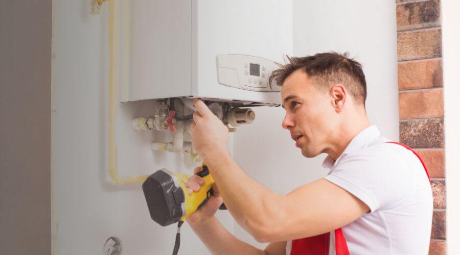 Local water heater installation in Kenansville, FL